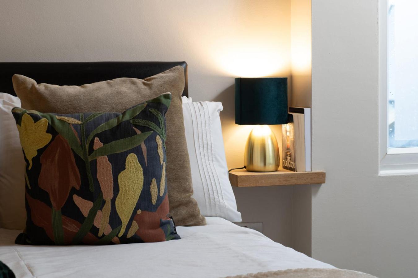 Number 3 Pier Road Apartment 휫비 외부 사진